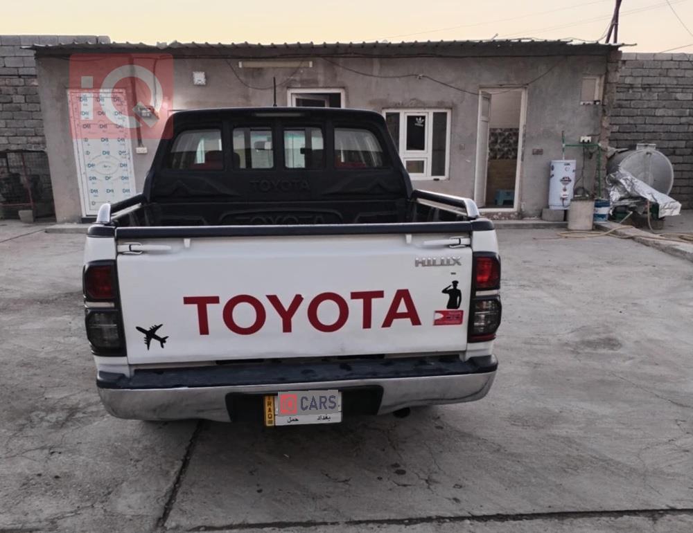 تويوتا هايلوكس